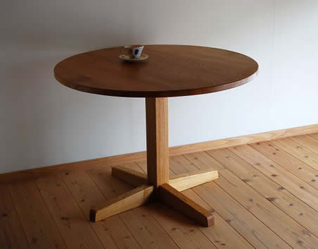丸テーブル（一本足）｜洋家具｜【手作り家具】吉良修の木工 Design